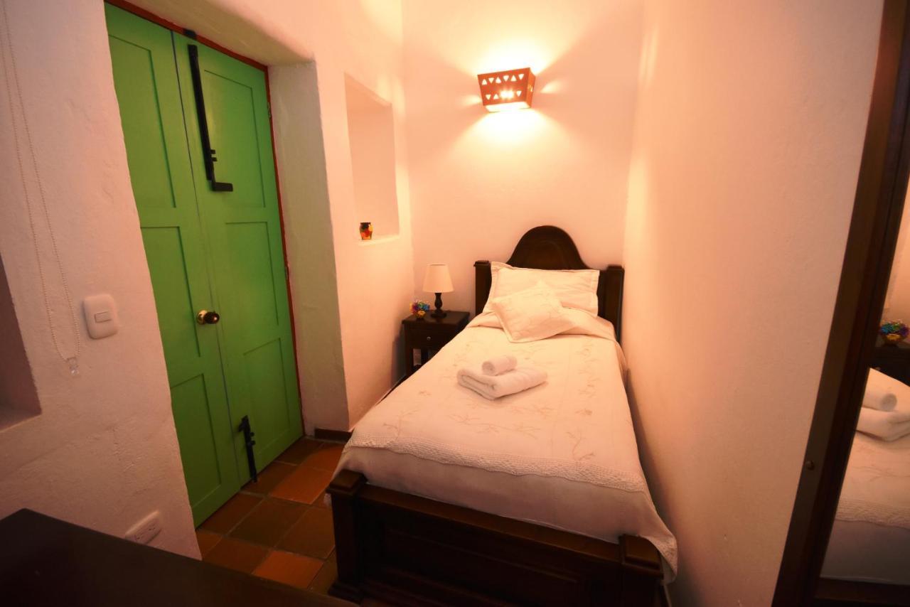 Casona 1865 Hotel Raquira Exterior photo